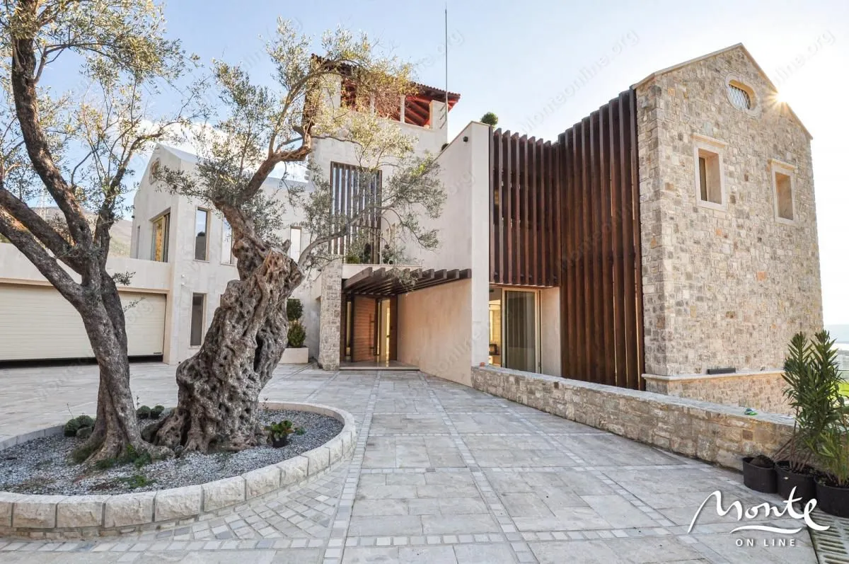 Prodaja, kuća, 791m², Donja Lastva, Tivat