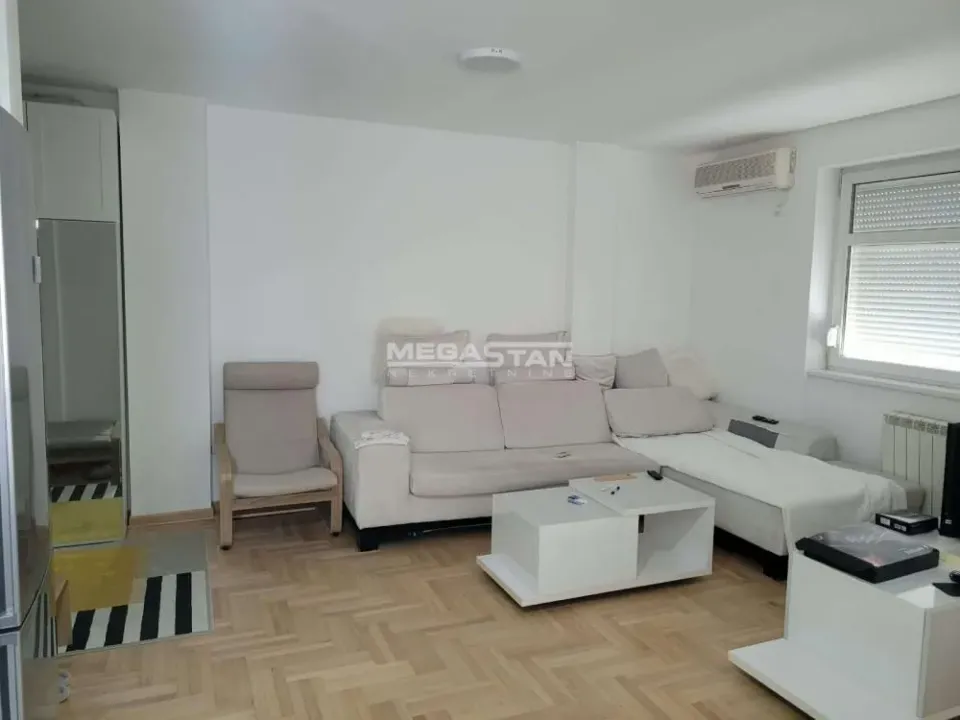 Prodaja, jednosoban stan, 48m², Filmski Grad, Beograd