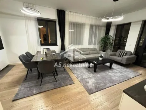 Izdavanje, četvorosoban stan, 111m², Savski Venac, Beograd - image 1