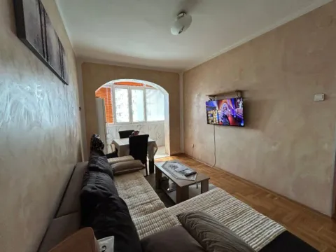 Izdavanje, jednosoban stan, 40m², Preko Morače, Podgorica - image 5