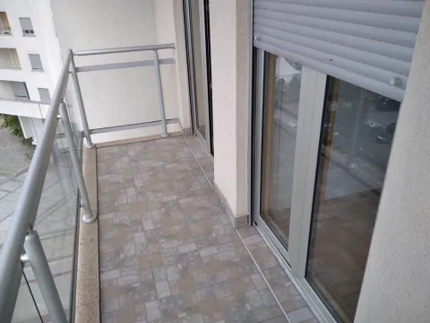 Rent, one bedroom apartment, 50m², Preko Morače, Podgorica - image 13