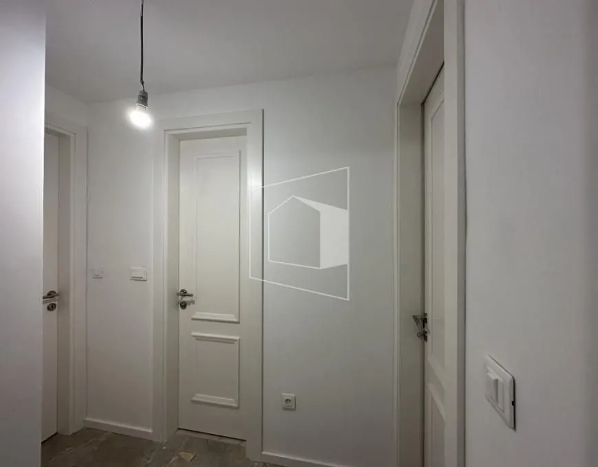 Prodaja, dvosoban stan, 72m2, Dobrota, Kotor