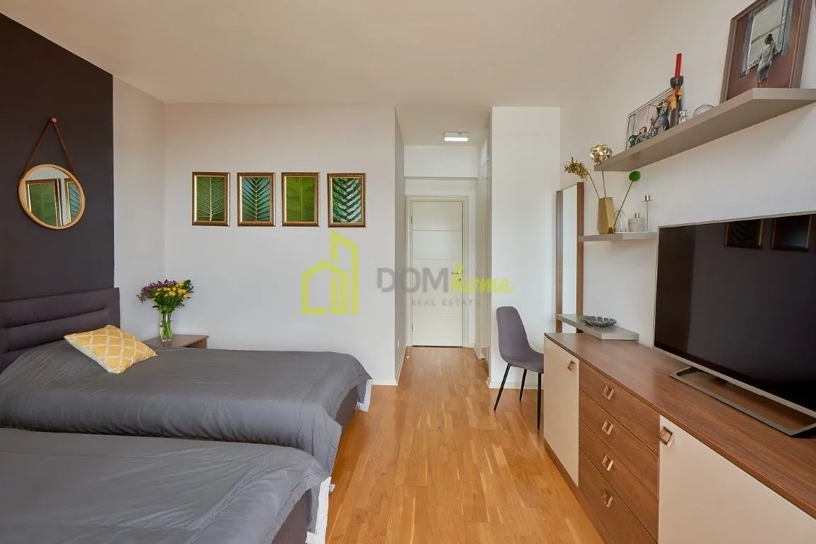 Rent, three bedroom apartment, 190m², Budva, Crna Gora
