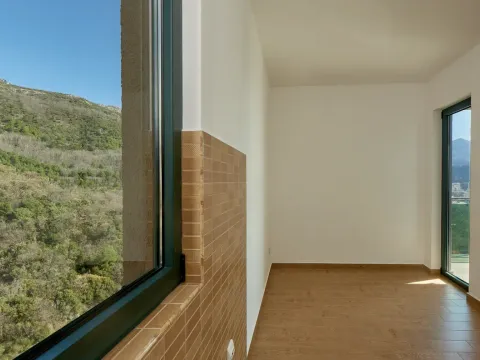 Sale, two bedroom apartment, 63m², Bečići, Budva - image 9