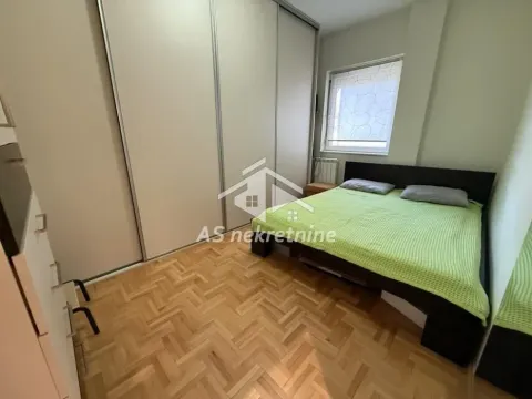 Izdavanje, trosoban stan, 100m², Vukov Spomenik, Zvezdara Sve Podlokacije - image 10