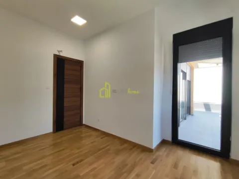 Rent, three bedroom apartment, 135m², Donja Gorica, Podgorica - image 16