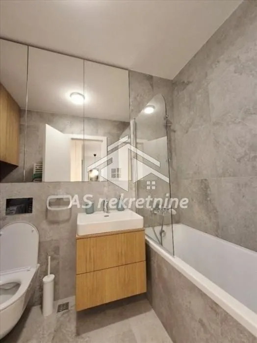 Izdavanje, dvosoban stan, 55m², Novi Beograd Sve Podlokacije, Beograd