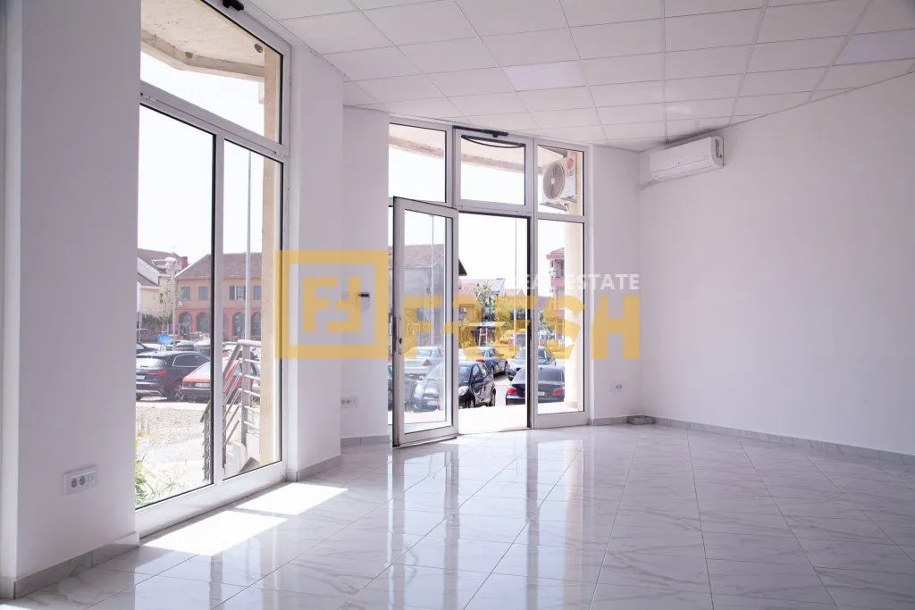 Rent, office space, 84m², Stari Aerodrom, Podgorica