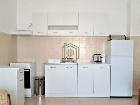 Izdavanje, jednosoban stan, 42m², Stari Aerodrom, Podgorica - image 3