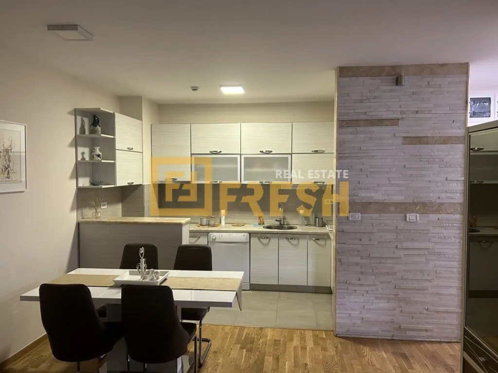 Rent, two bedroom apartment, 65m², City Kvart, Podgorica