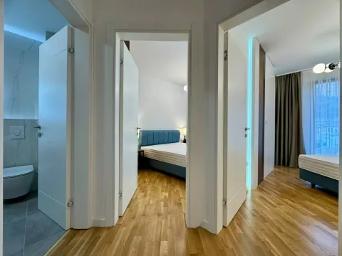 Rent, two bedroom apartment, 77m², Rafailovići, Budva - image 7