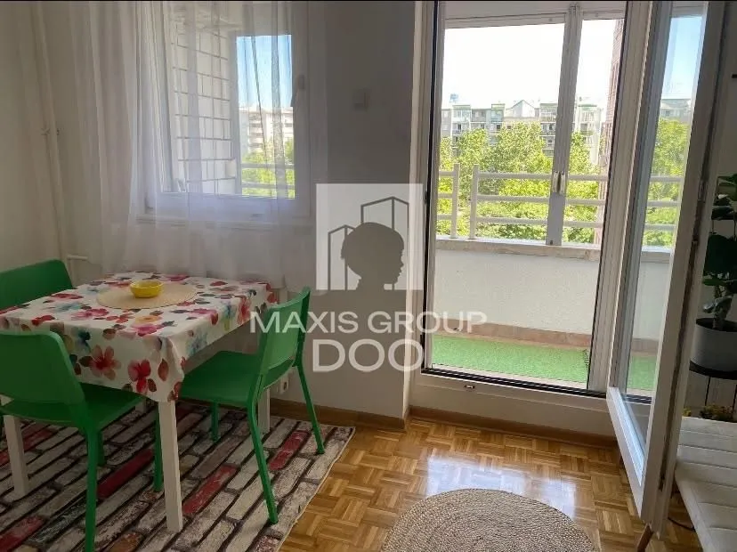 Prodaja, jednosoban stan, 50m², Novi Beograd Sve Podlokacije, Beograd