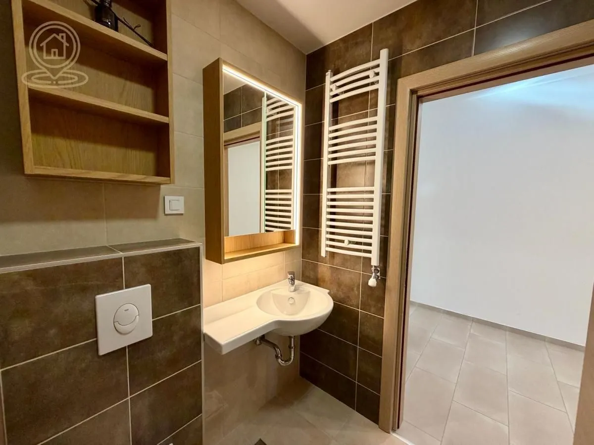 Rent, two bedroom apartment, 55m², Hala Pionir, Palilula Sve Podlokacije