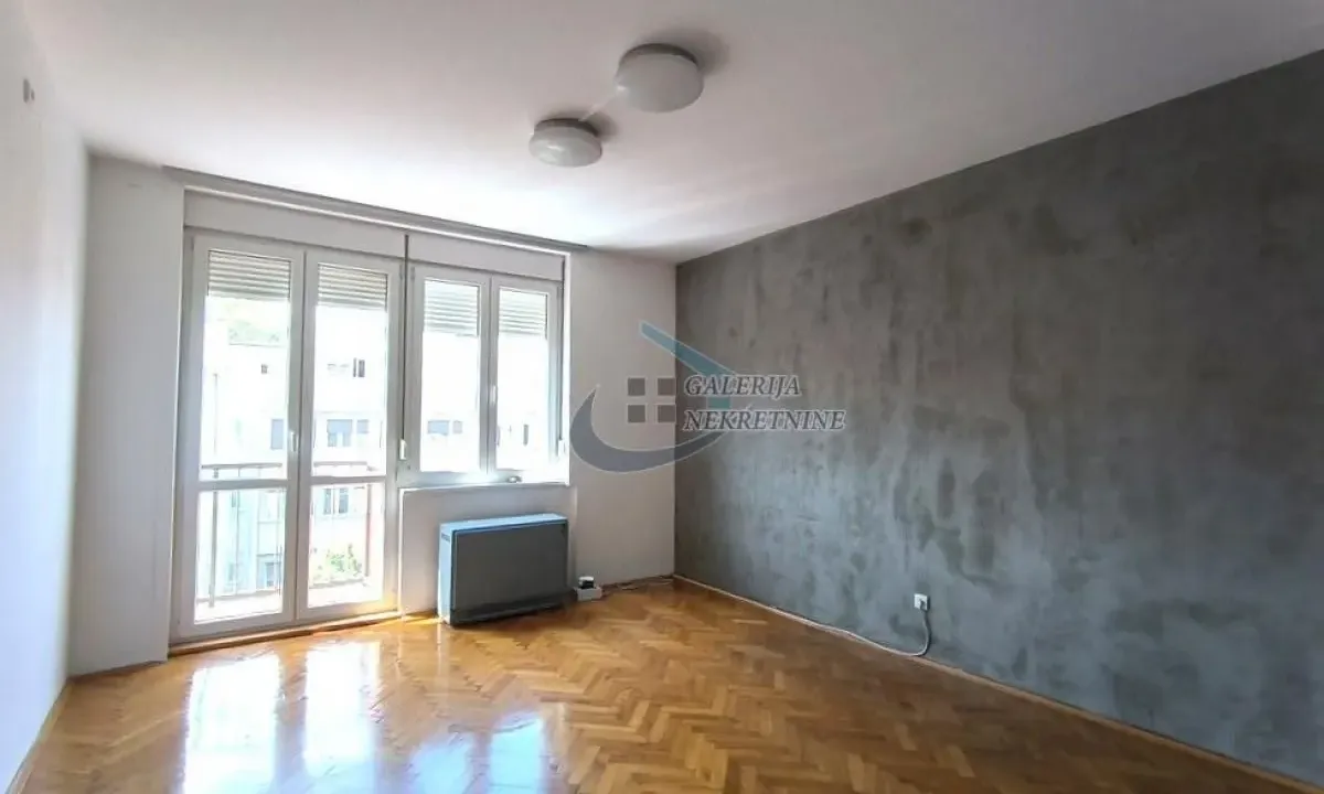Prodaja, dvosoban stan, 68m², Stari Grad, Beograd