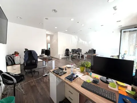 Rent, office space, 103m², City Kvart, Podgorica - image 5