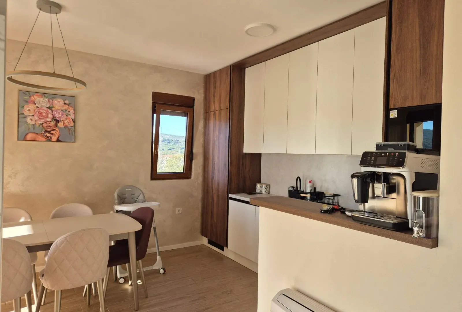 Prodaja, trosoban stan, 86m², Radanovići, Kotor