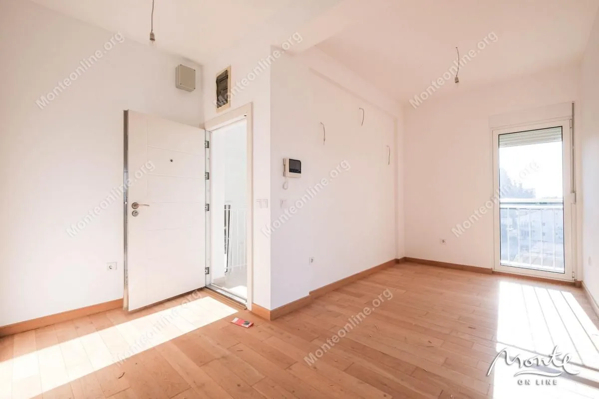 Prodaja, dvosoban stan, 66m², Tivat, Crna Gora