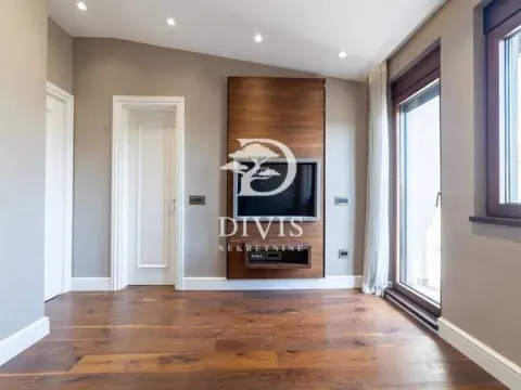 Prodaja, četvorosoban stan, 152m², Vračar Hram, Vračar Sve Podlokacije - image 16