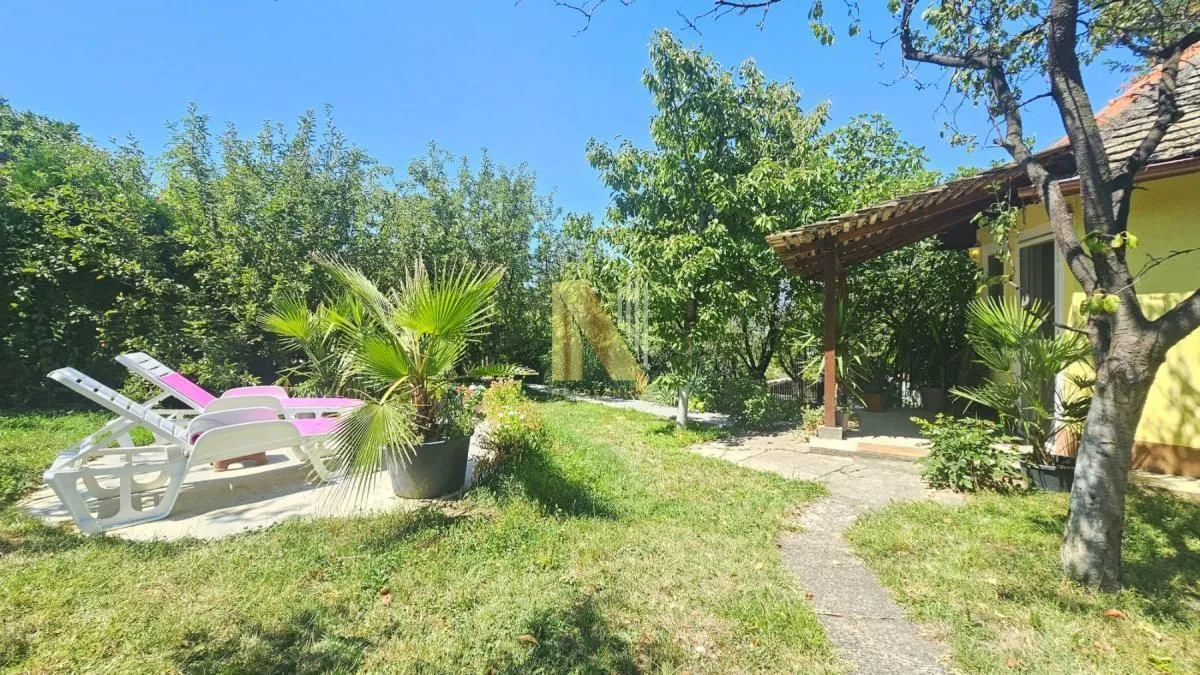 Izdavanje, kuća, 47m², Ledinci, Petrovaradin