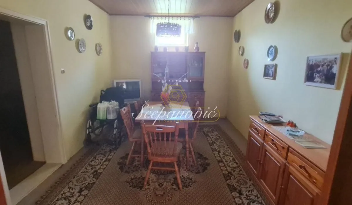 Prodaja, kuća, 191m², Centar, Novi Sad