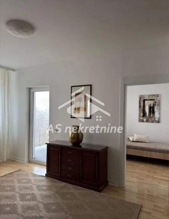 Rent, three bedroom apartment, 120m², Savski Venac, Beograd