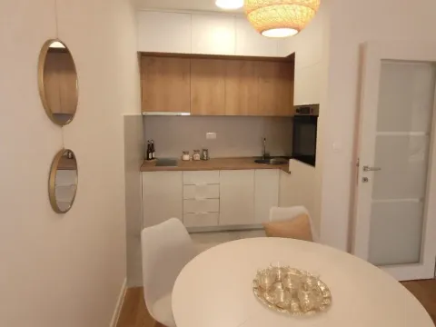 Rent, one bedroom apartment, 47m², Central Point, Podgorica - image 4
