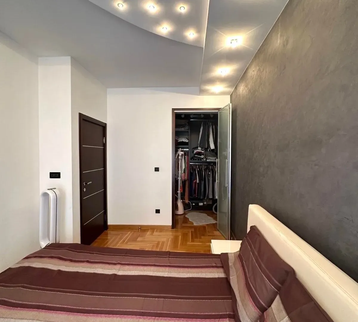 Sale, four bedroom apartment, 97m², Crveni Krst, Beograd