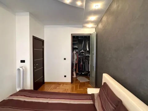 Prodaja, četvorosoban stan, 97m², Crveni Krst, Beograd - image 3