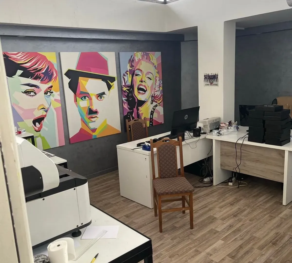 Sale, office space, 370m², Arilje, Srbija