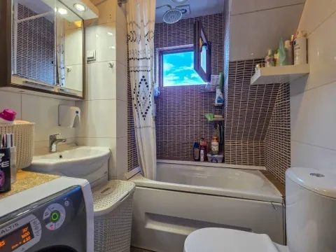 Prodaja, jednosoban stan, 35m², Nova Dalmatinska, Podgorica - image 8