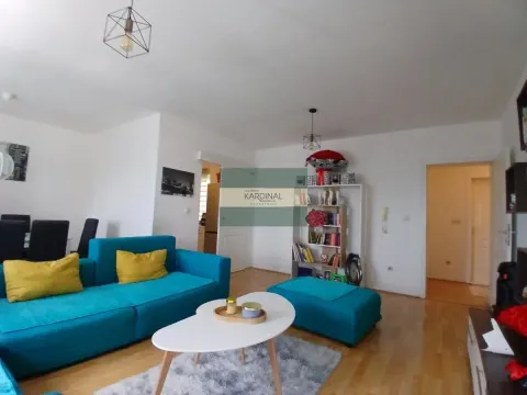 Prodaja, trosoban stan, 79m², Centar, Jagodina - image 5