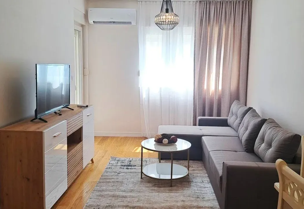 Rent, apartment, 46m², Central Point, Podgorica