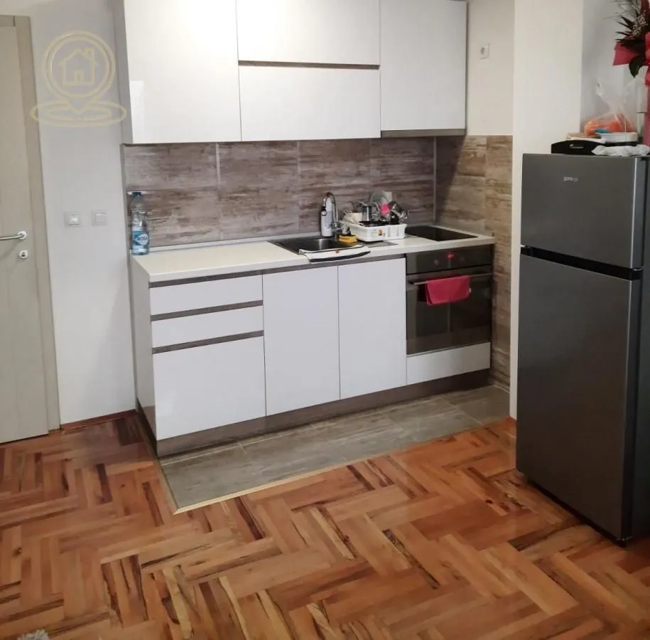 Izdavanje, jednosoban stan, 52m², Pantelej, Niš