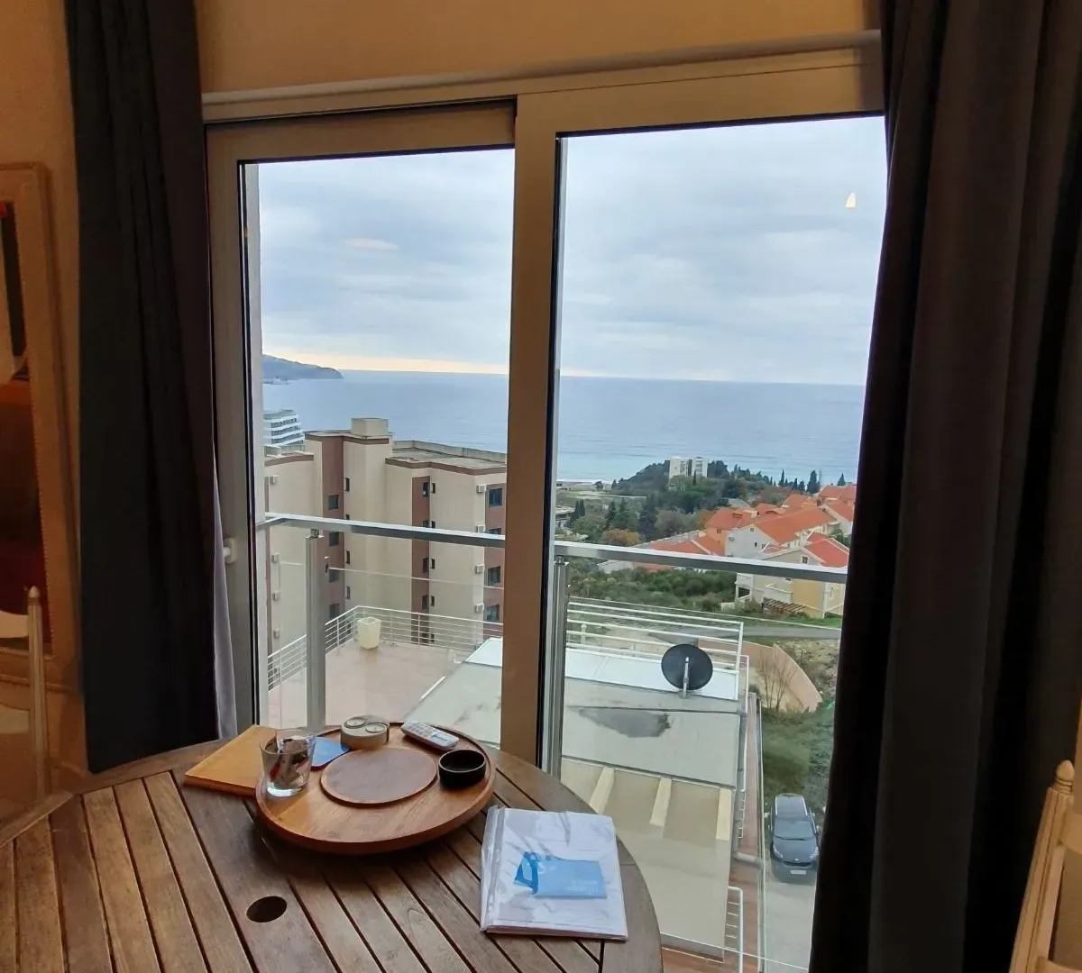 Sale, one bedroom apartment, 110m², Bečići, Budva