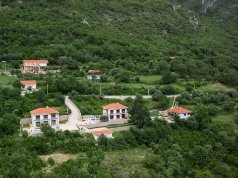 Sale, house, 392m², Prijeradi, Kotor - image 7