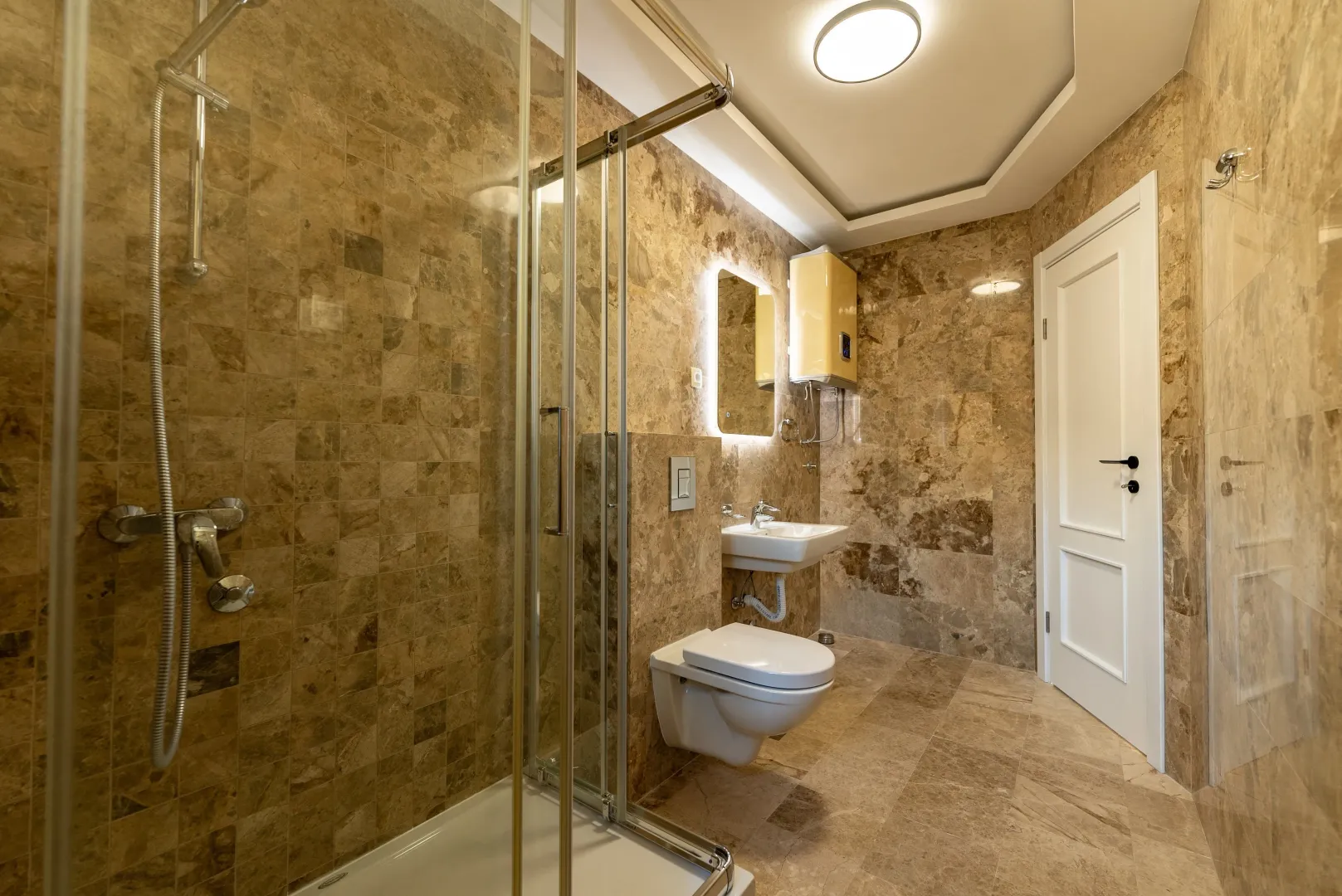 Sale, three bedroom apartment, 160m², Pržno, Budva