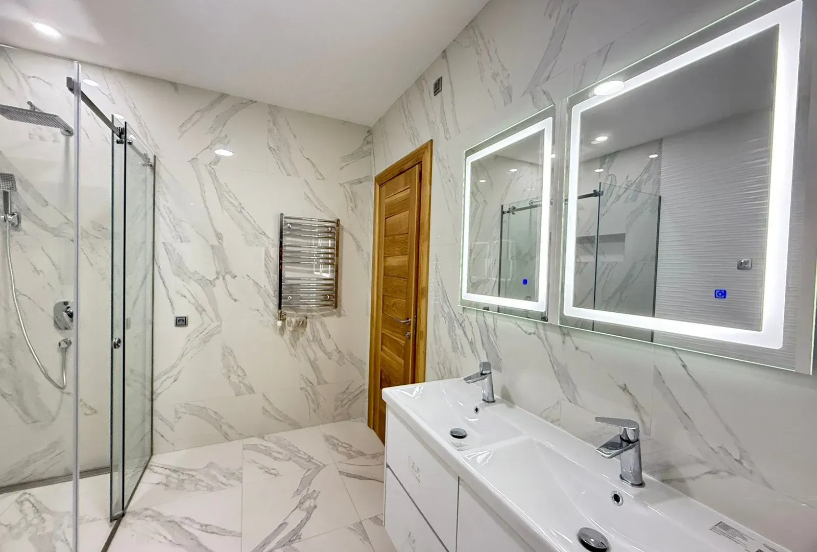 Rent, house, 320m², Podgorica, Crna Gora