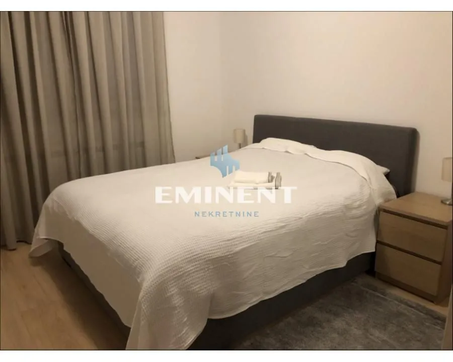 Rent, apartment, 65m², Vračar Sve Podlokacije, Beograd