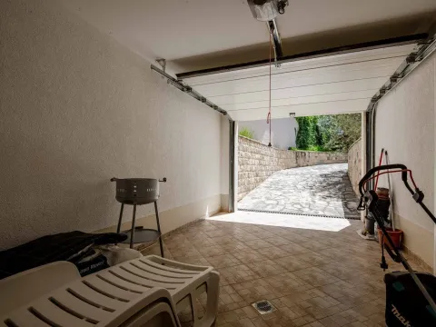 Prodaja, kuća, 251m², Katun Reževići, Budva - image 25