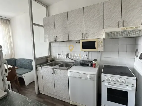 Izdavanje, dvosoban stan, 65m², Momišići, Podgorica - image 4