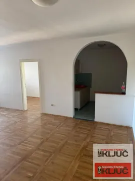 Prodaja, dvosoban stan, 67m², Grbavica, Novi Sad Sve Podlokacije - image 3