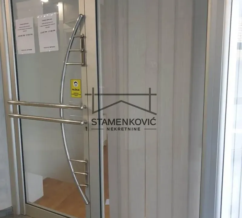 Prodaja, poslovni prostor, 12m², Centar, Novi Sad