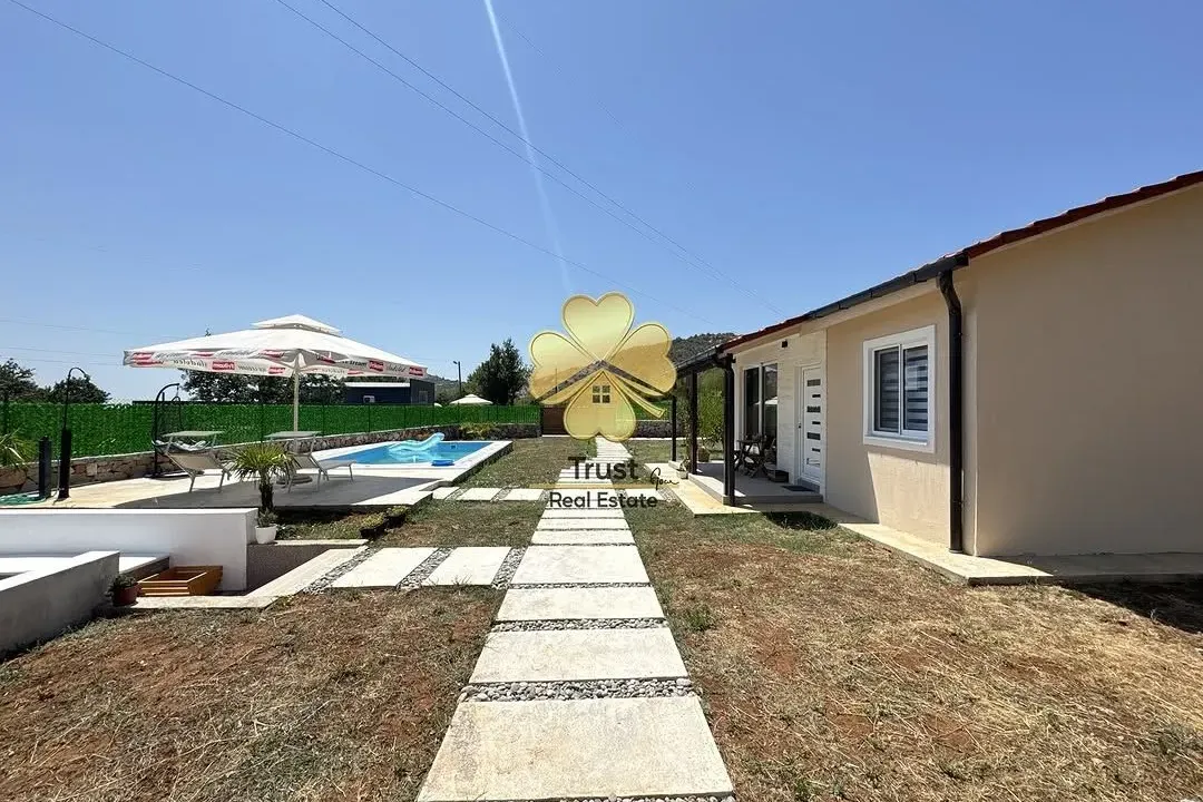 Izdavanje, kuća, 60m², Podgorica, Crna Gora