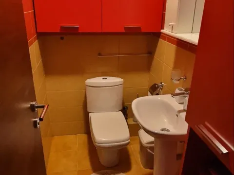 Rent, two bedroom apartment, 74m², Blok 9, Podgorica - image 14