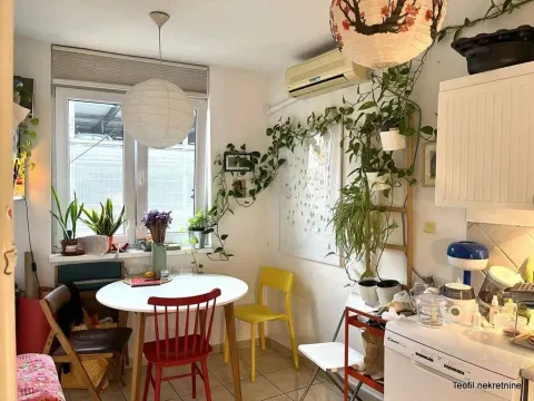 Sale, three bedroom apartment, 72m², Topličin venac, Beograd - image 8