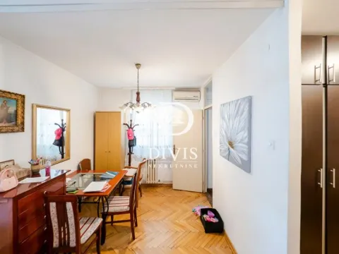 Prodaja, trosoban stan, 89m², Vračar Centar, Vračar Sve Podlokacije - image 9