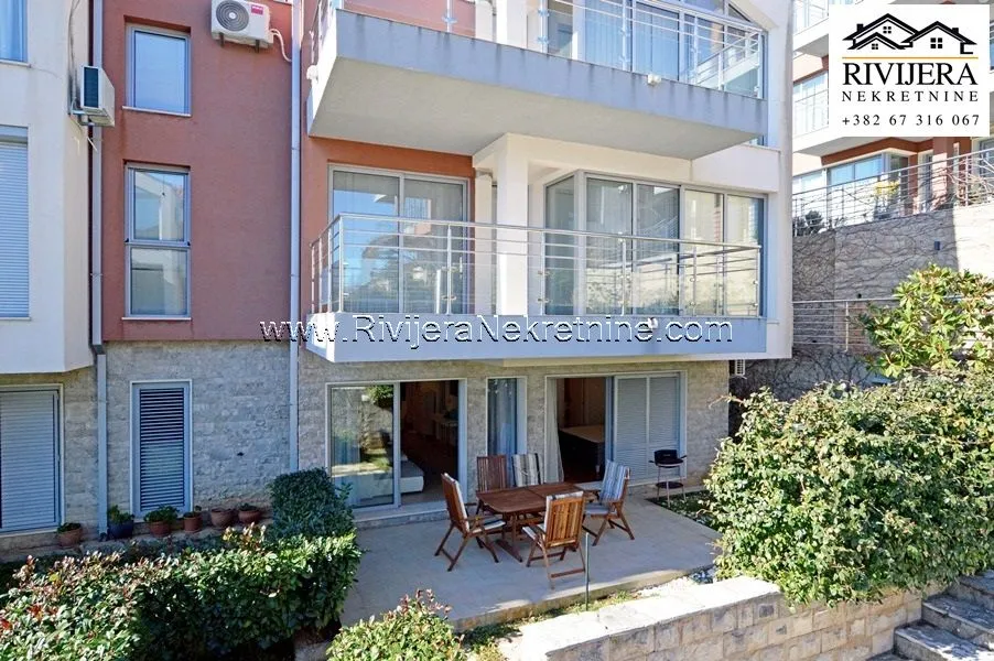 Prodaja, dvosoban stan, 73m², Đenovići, Herceg Novi