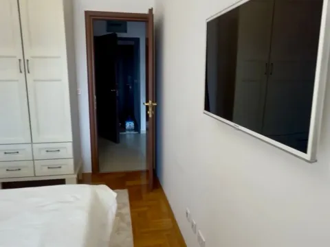 Izdavanje, jednosoban stan, 52m², City Kvart, Podgorica - image 18