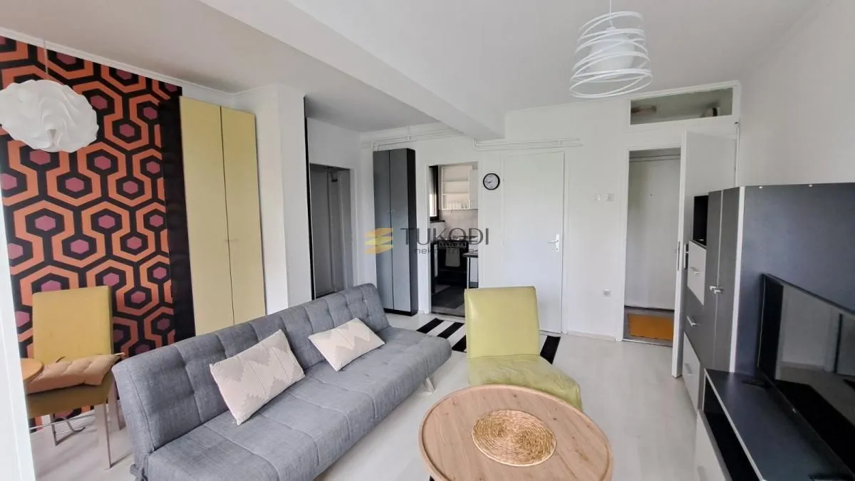 Izdavanje, jednosoban stan, 43m², Liman 2, Novi Sad Sve Podlokacije