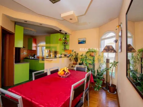 Prodaja, kuća, 180m², Donja Gorica, Podgorica - image 10